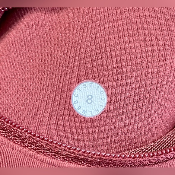 Lululemon Speed Up Tight *Mesh 28" Savannah Size 8 EUC - Picture 7 of 8